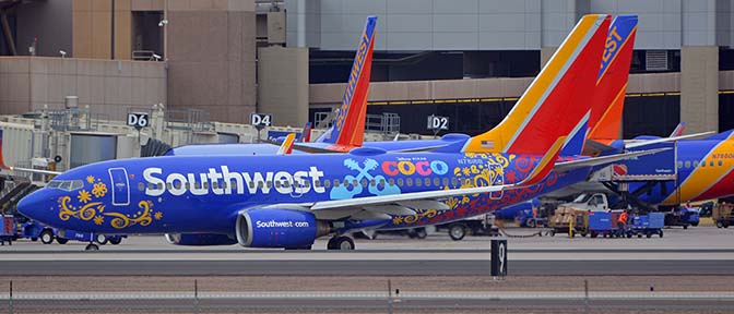Southwest 737-7L9 N7816B Coco, Phoenix Sky Harbor, November 30, 2017